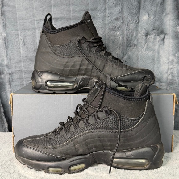 Nike Air Max 95 Sneakerboot Triple Black Mens Size 7 806809-002 Mid Top Shoes - Picture 2 of 8